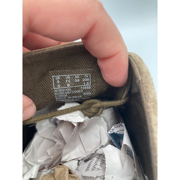 Clark's Cazmin Grace Taupe Suede Ankle Boots Women's Size 7.5 - Picture 9 of 9